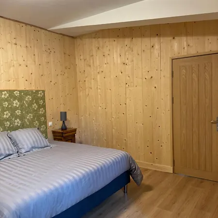 Couette-café Chateau Eck 3*