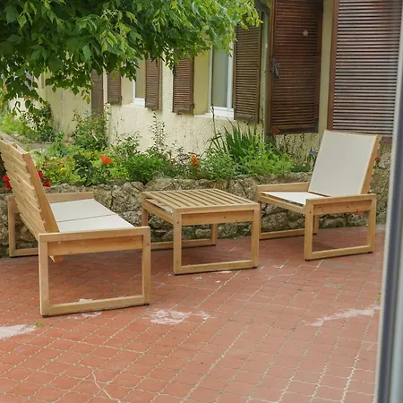 Couette-café Chateau Eck 3*