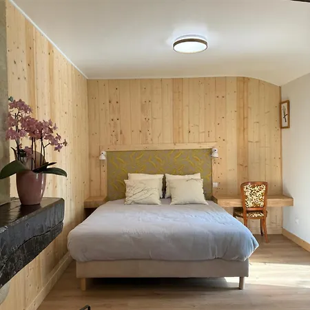 Chateau Eck 住宿加早餐酒店