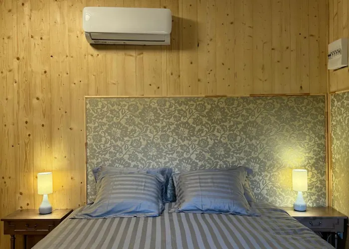 Bed & Breakfast Chateau Eck Cadaujac