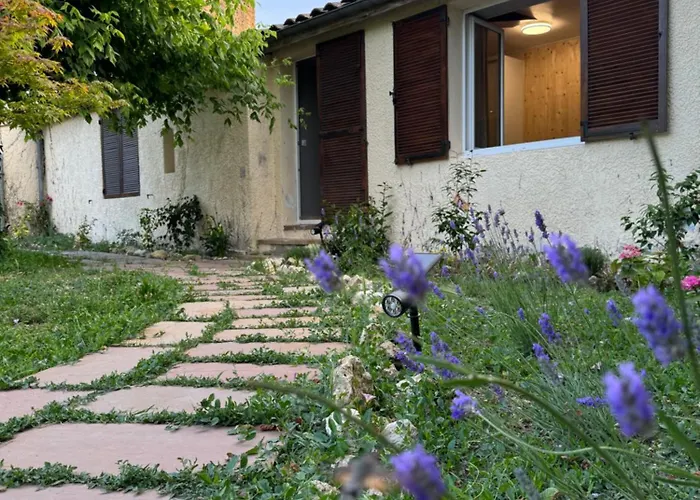 Chateau Eck Bed & Breakfast Cadaujac