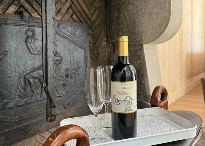 Chateau Eck Bed & Breakfast